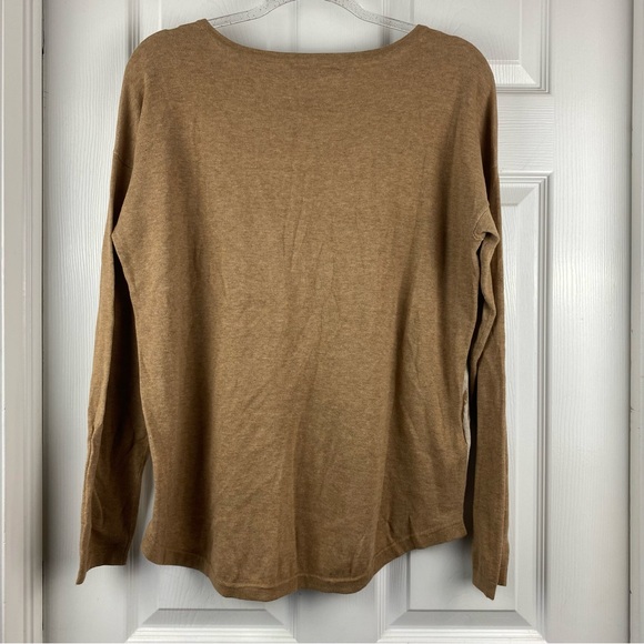 Tommy Bahama Palm Print Long Sleeve Knit Sweater Top - Picture 2 of 5